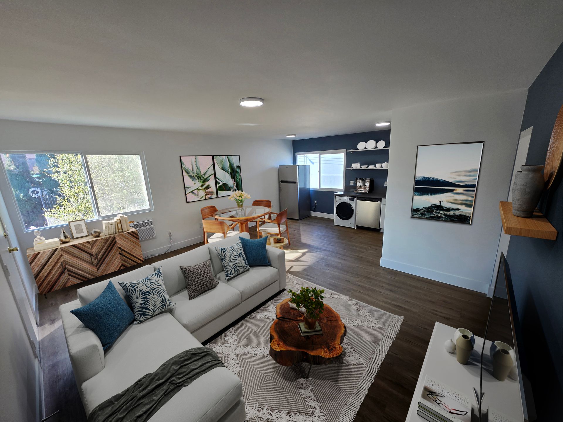 Los Angeles Apartment: 1330 Liberty Street