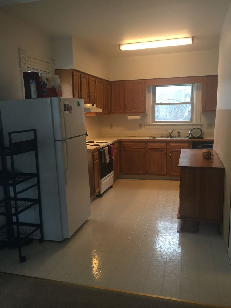 Lansing Apartment: 601 Shiawassee St.