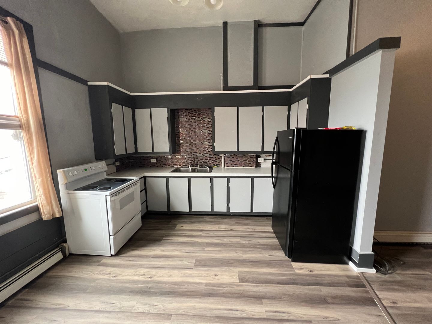 St. Johns Apartment: 317 S. Clinton St.