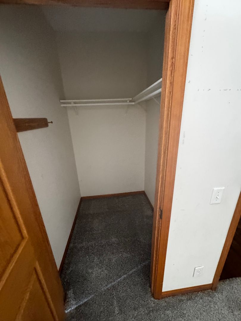 Caro House: 445 E DECKERVILLE RD