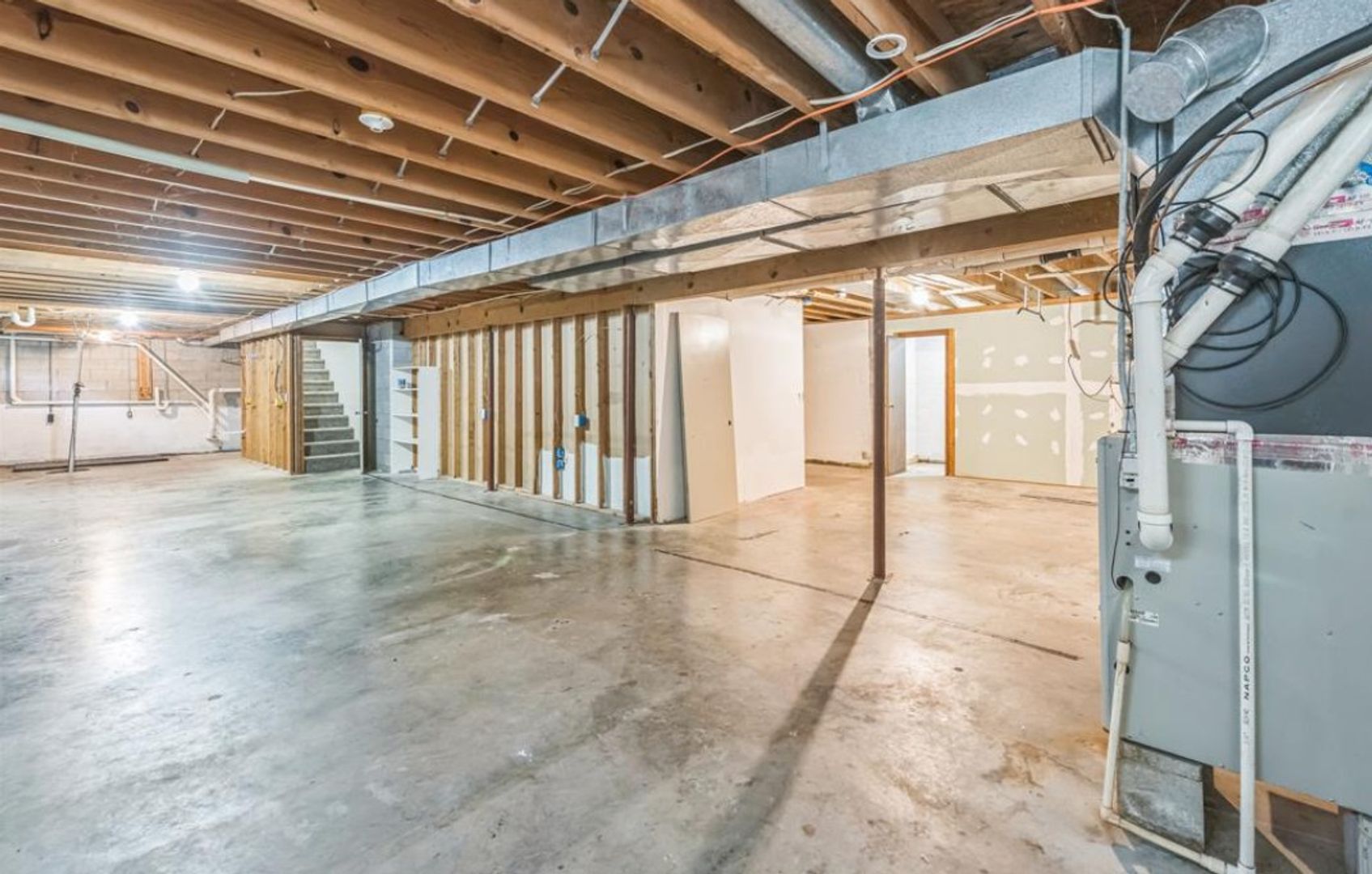 Mount Pleasant House: 1022 S Lincoln Road