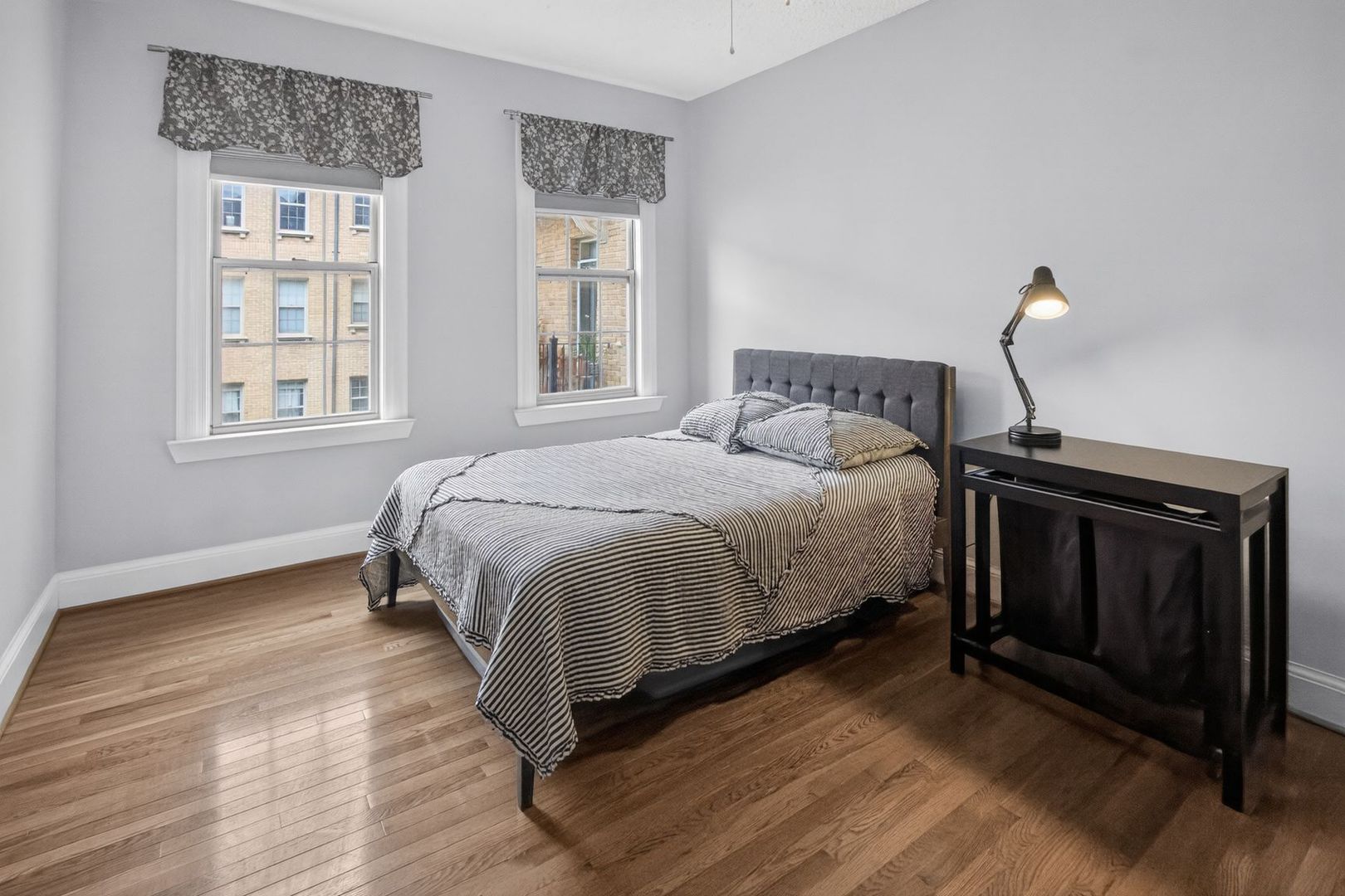 1401 Columbia Rd NW Unit 319 8 of 12
