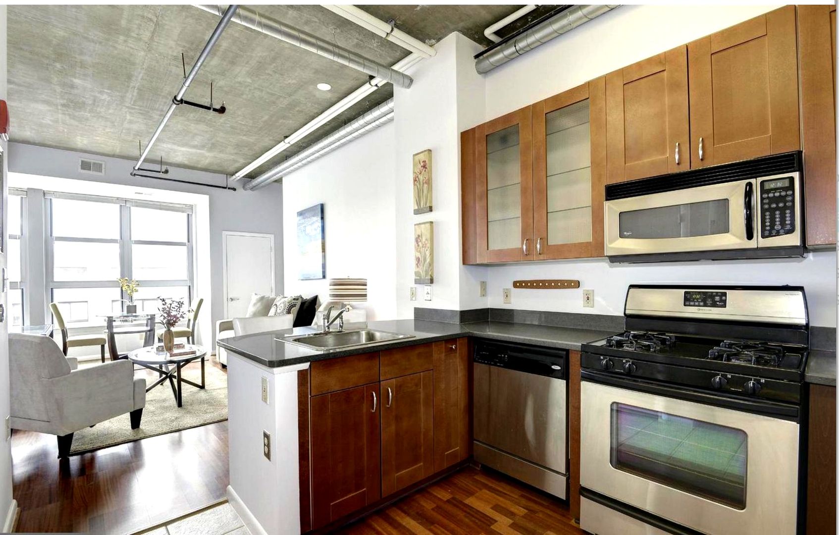 Washington Condo: 1300 N St NW Unit 811