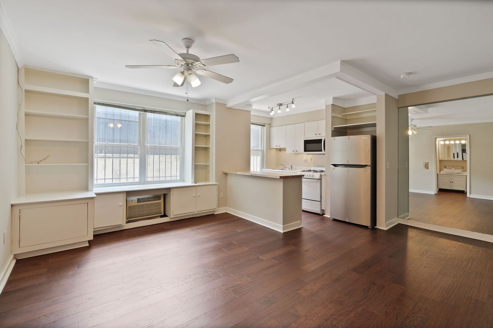Washington Condo: 2130 N St NW Unit 107