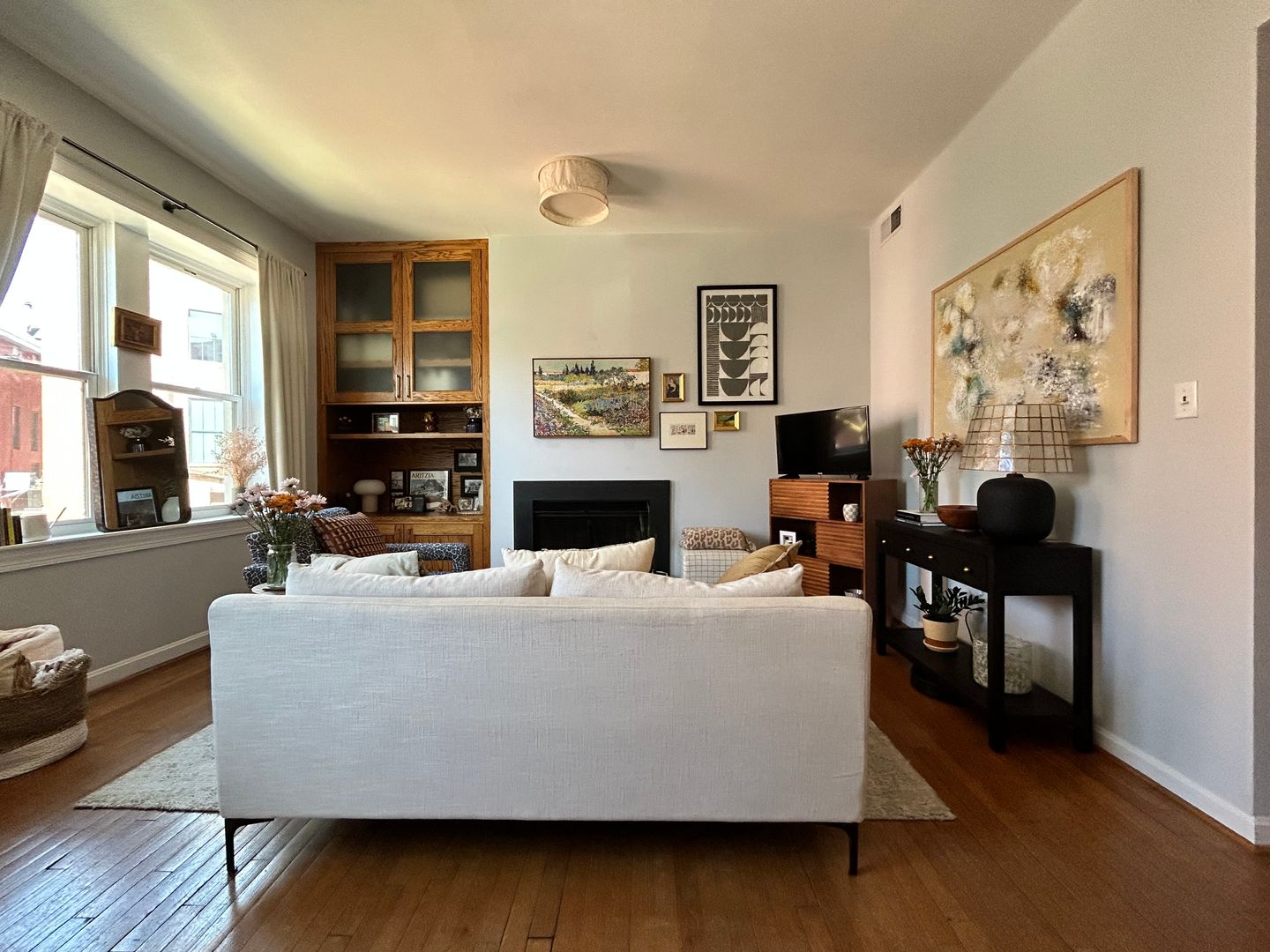 Washington Condo: 1930 New Hampshire Ave. NW, #26