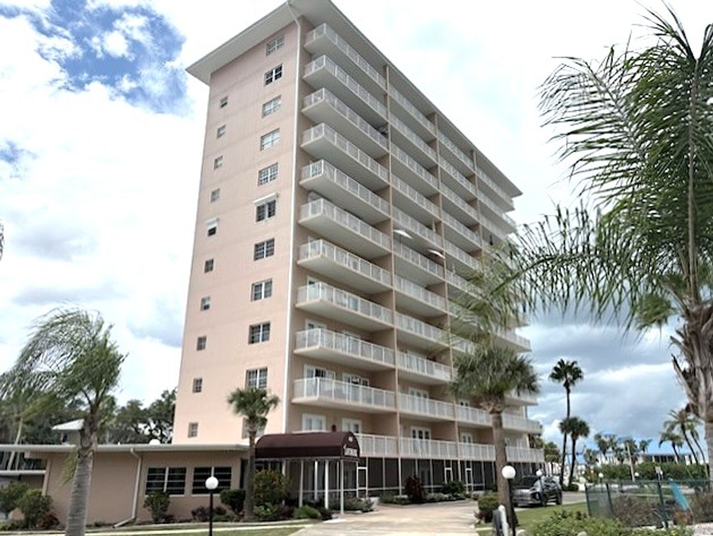 Daytona Beach Condo: 404 S. Beach Street 1201