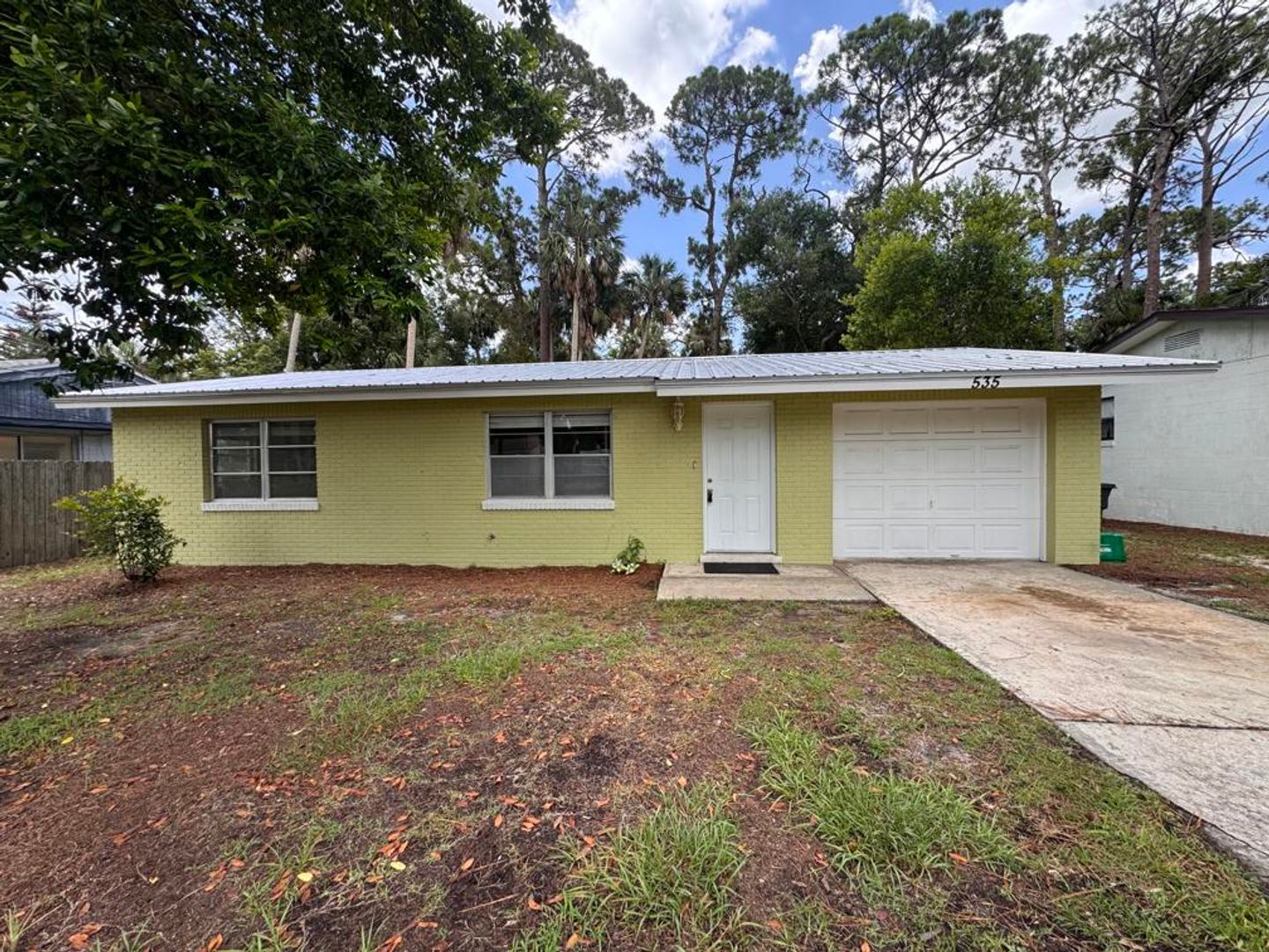 South Daytona House: 535 Olive St.