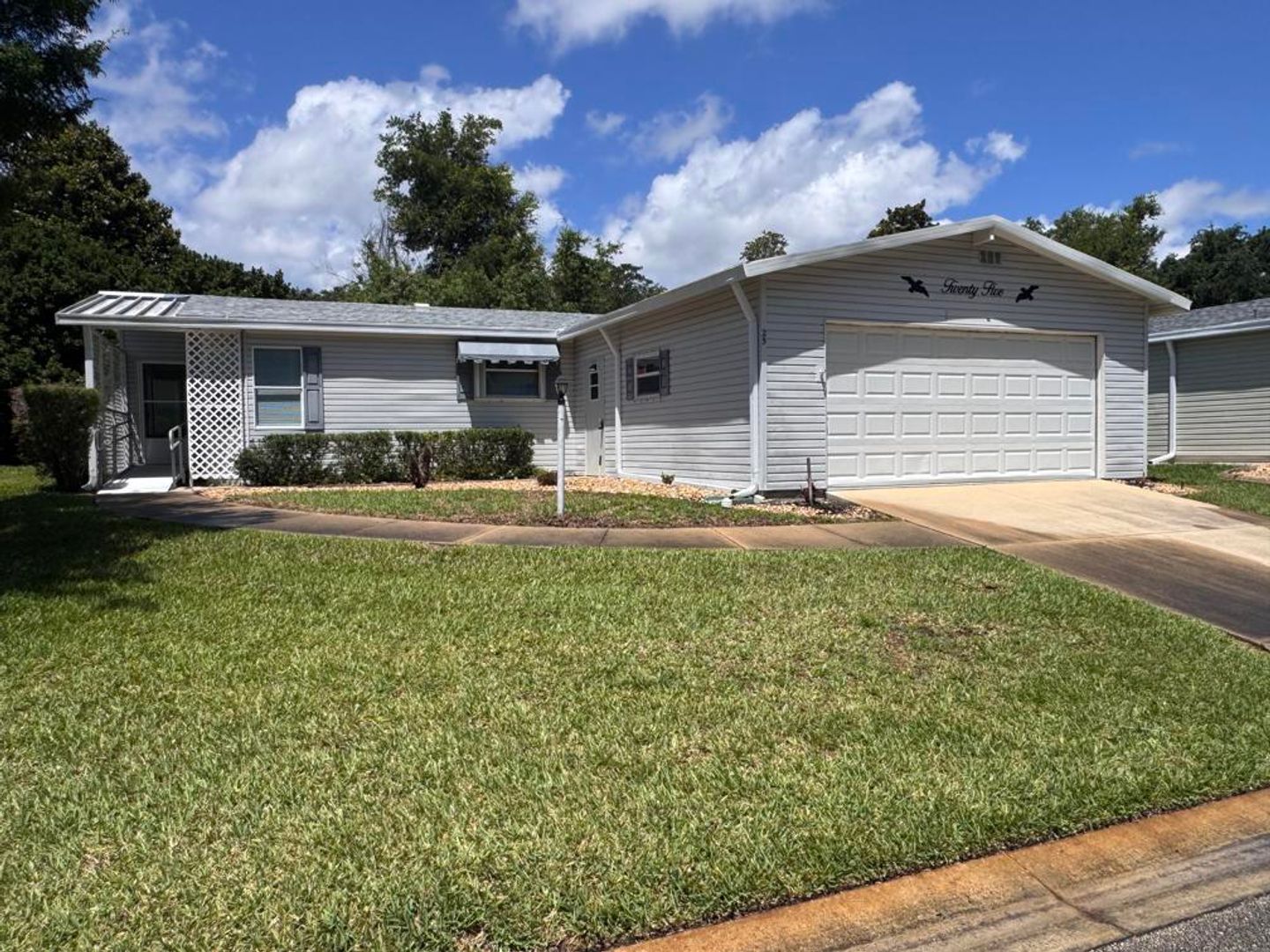Flagler Beach House: 25 Winthrop Ln.
