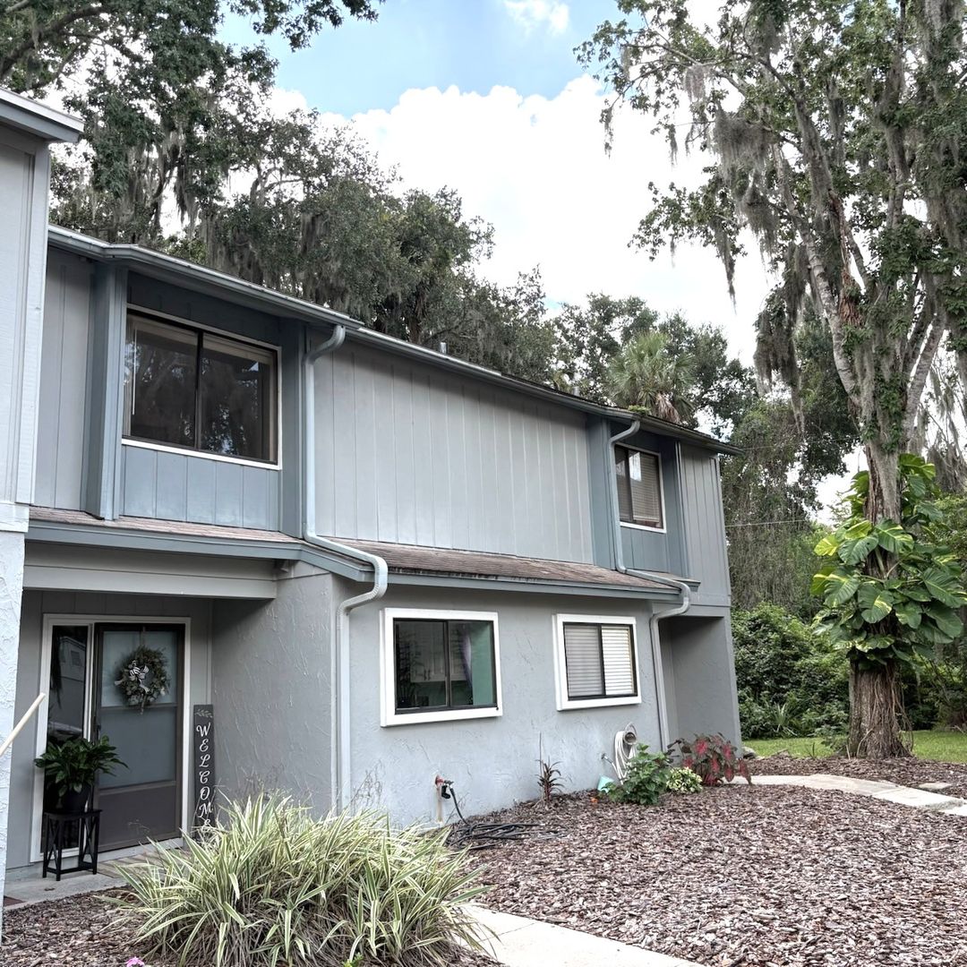 Ormond Beach Townhome: 14 Fair Oaks Circle