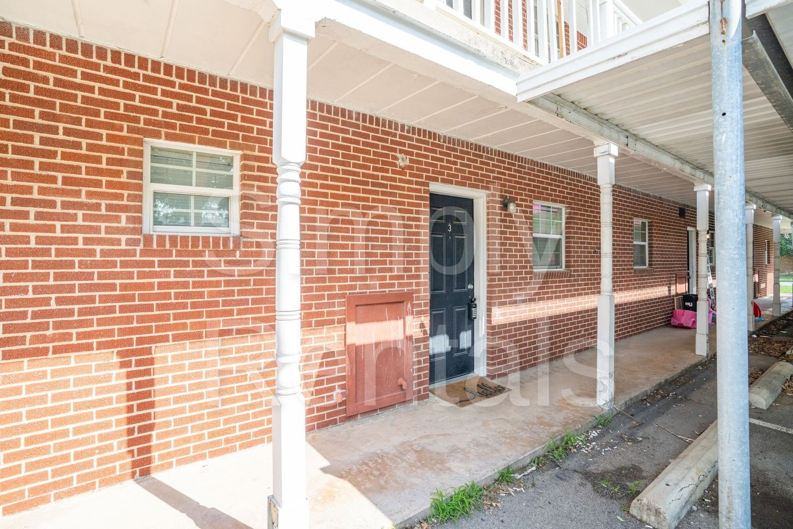 Sulphur Springs Apartment: 1220 Texas St