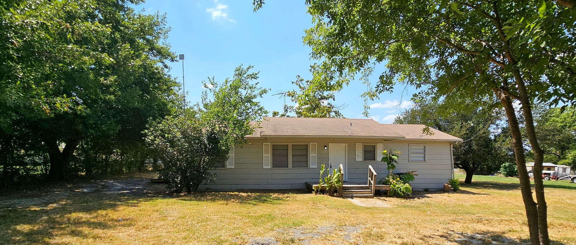 Greenville House: 4415 CR 1152