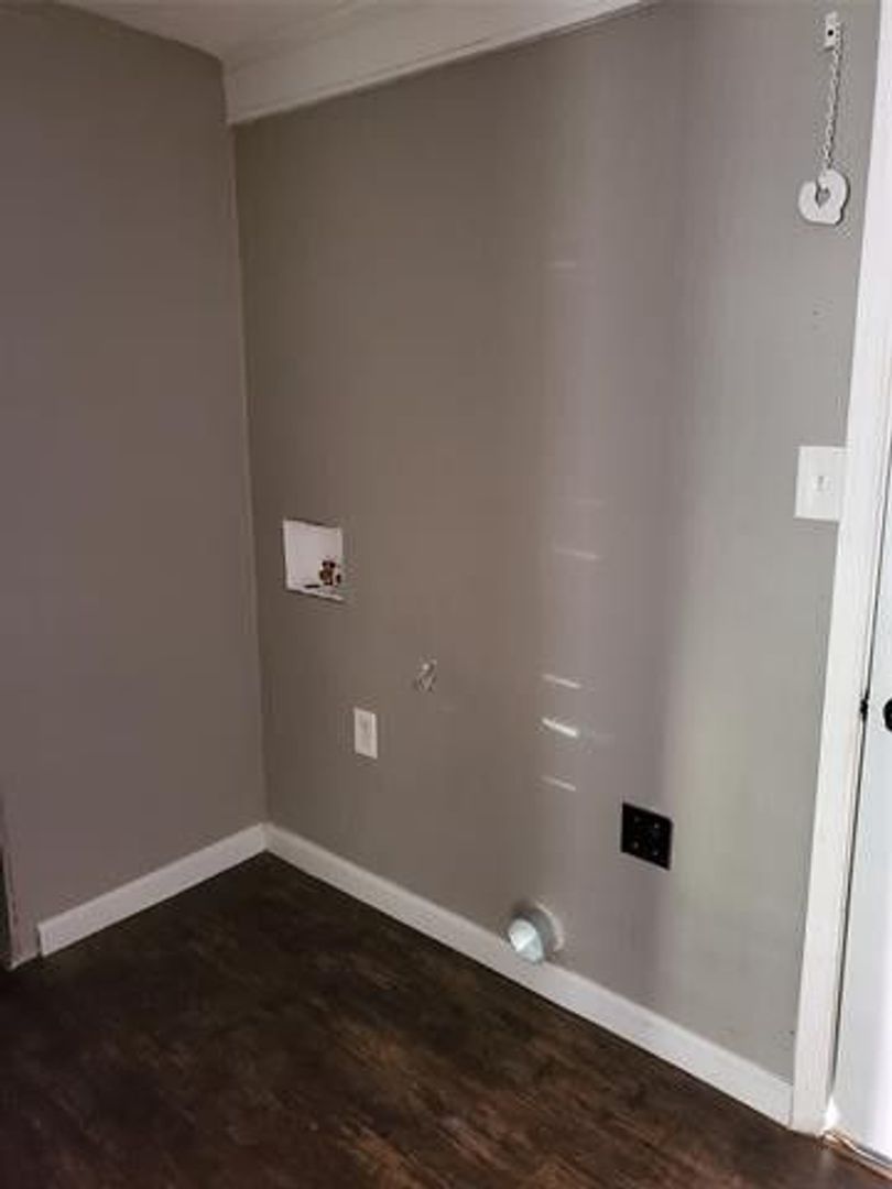 Greenville House: 2107 Pollard