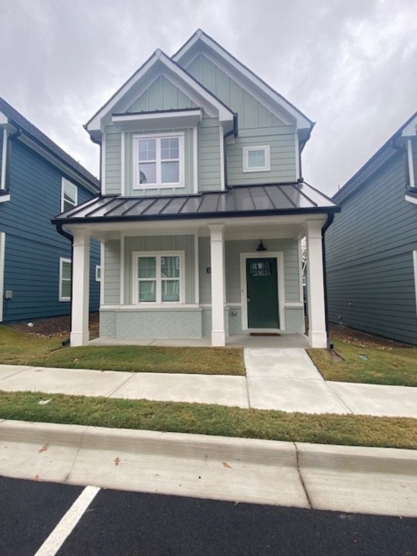 Gainesville Apartment: Ivy Hill Circle