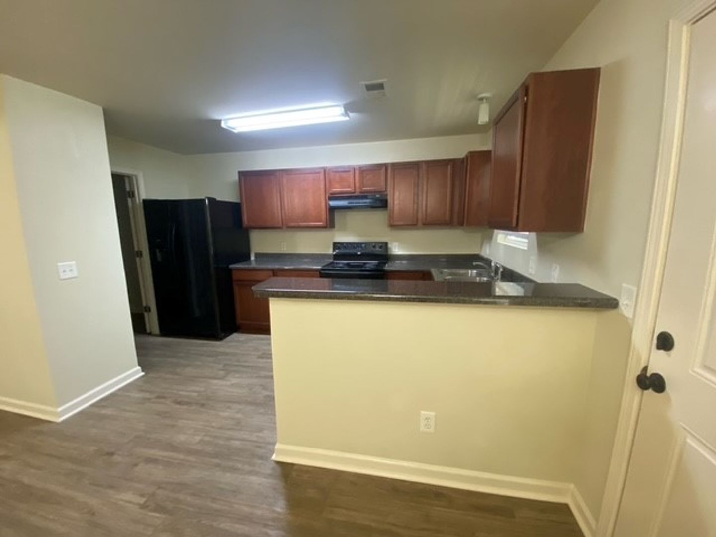 Oakwood Townhome: Summerwind Way