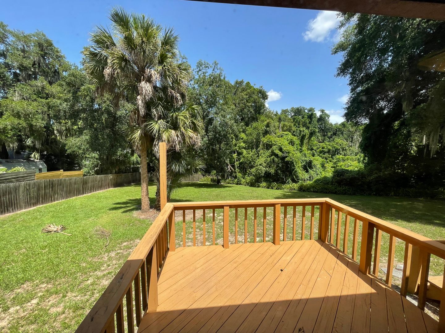 Mount Dora Apartment: 406 & 408 N Clayton St