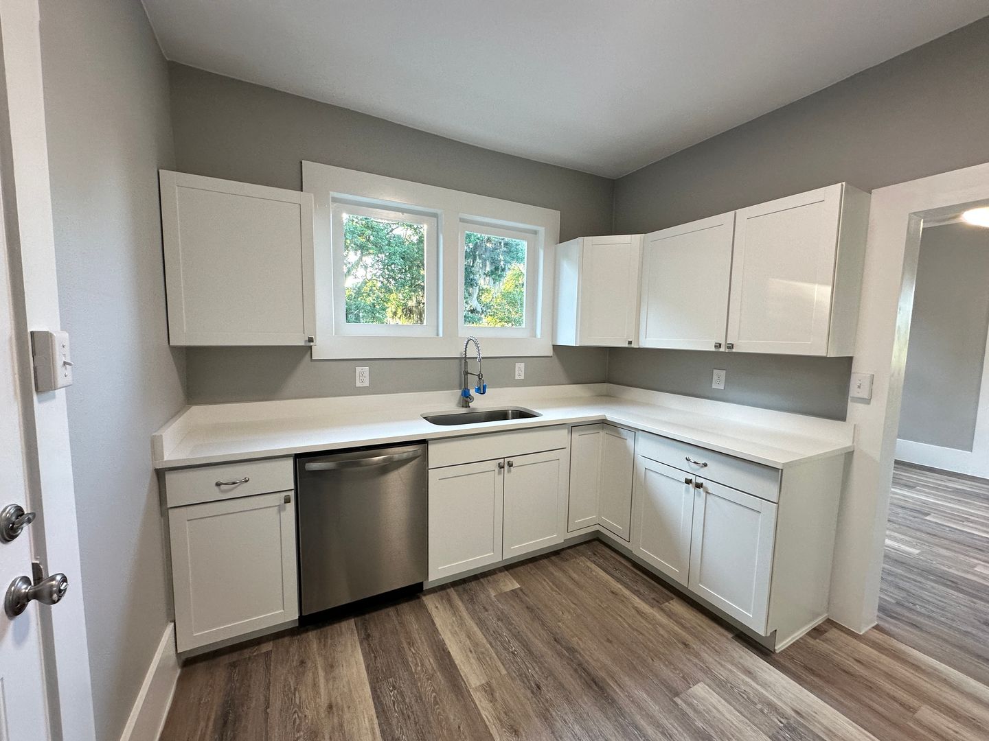 Leesburg Apartment: 1026 W Line St - D