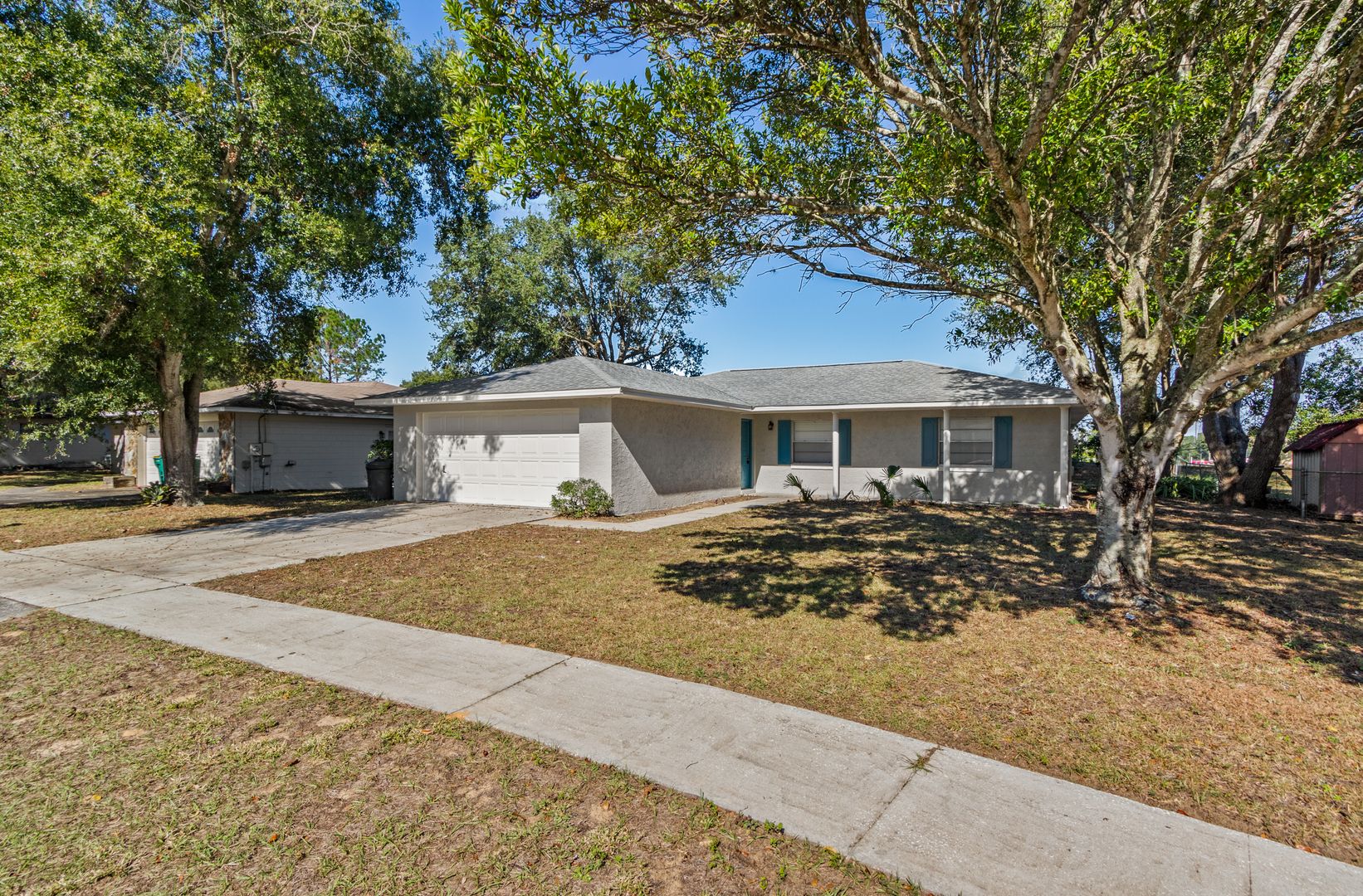 Eustis House: 2711 N Dellwood Dr