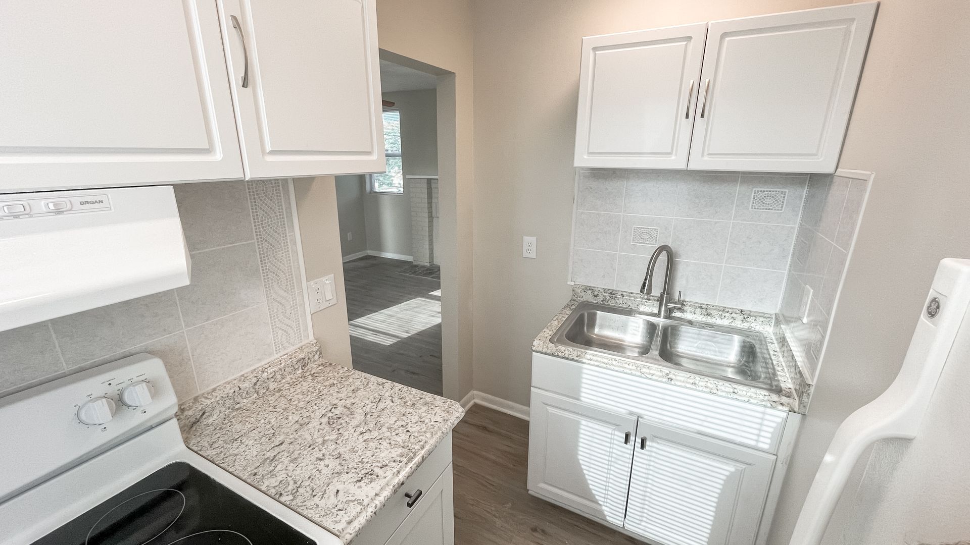 Tavares Apartment: 321 W Ianthe St - 7
