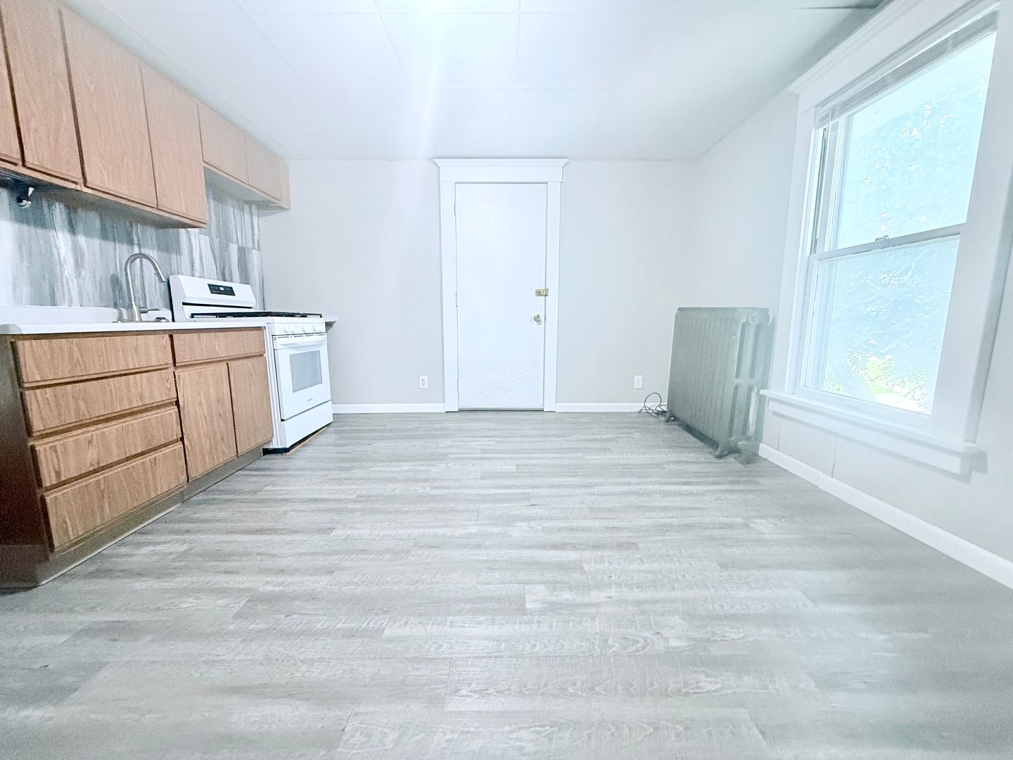 Cedar Falls Apartment: 2412 Olive Street