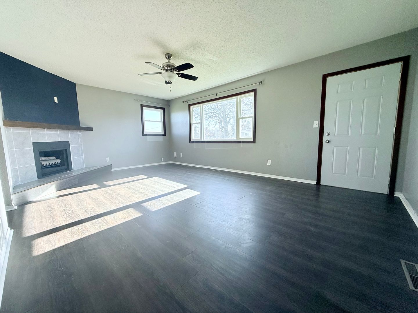 Iowa Falls Apartment: 204-206 Elm Street