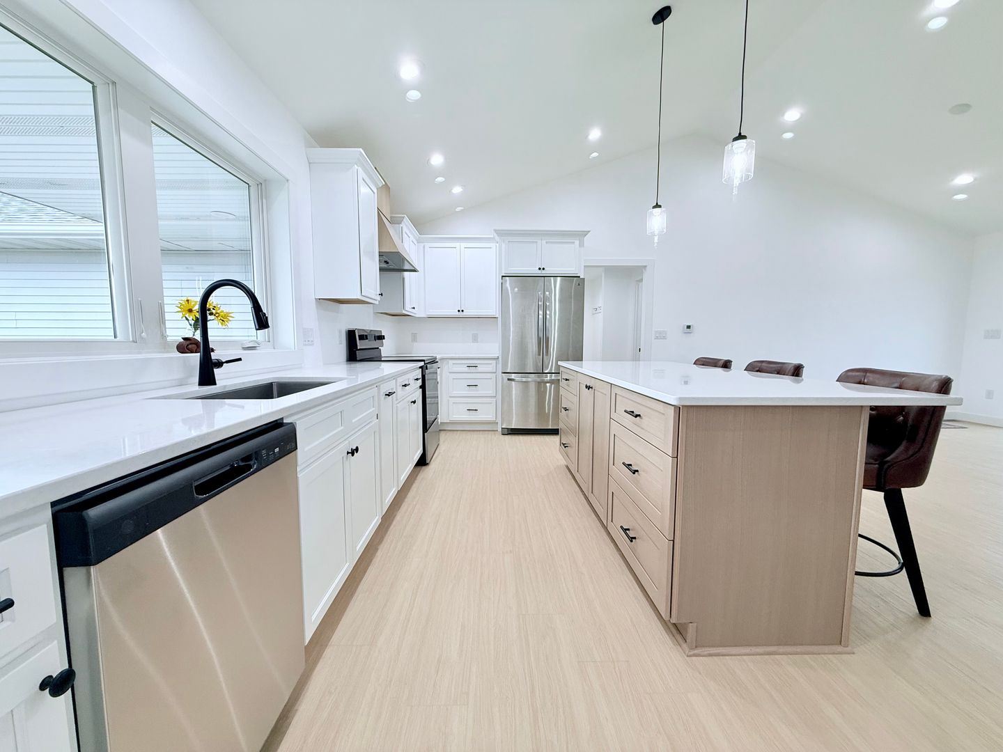 Grundy Center House: 1513 Prairie Drive