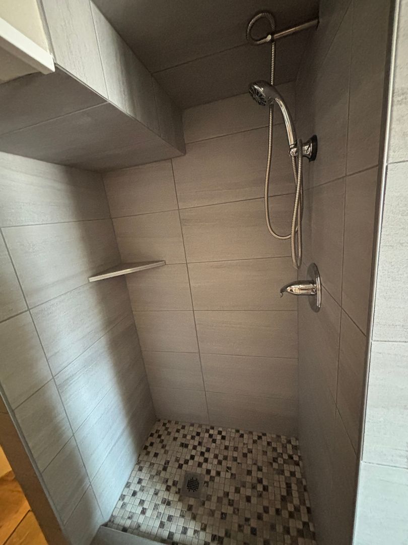 Sioux City Apartment: 4001 Orleans Ave - 1818 S St Aubin St