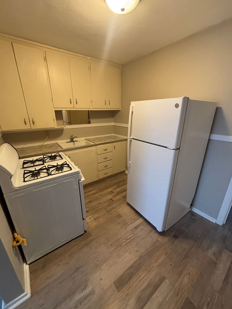 Sioux City Apartment: 4001 Orleans Ave - 1818 S St Aubin St
