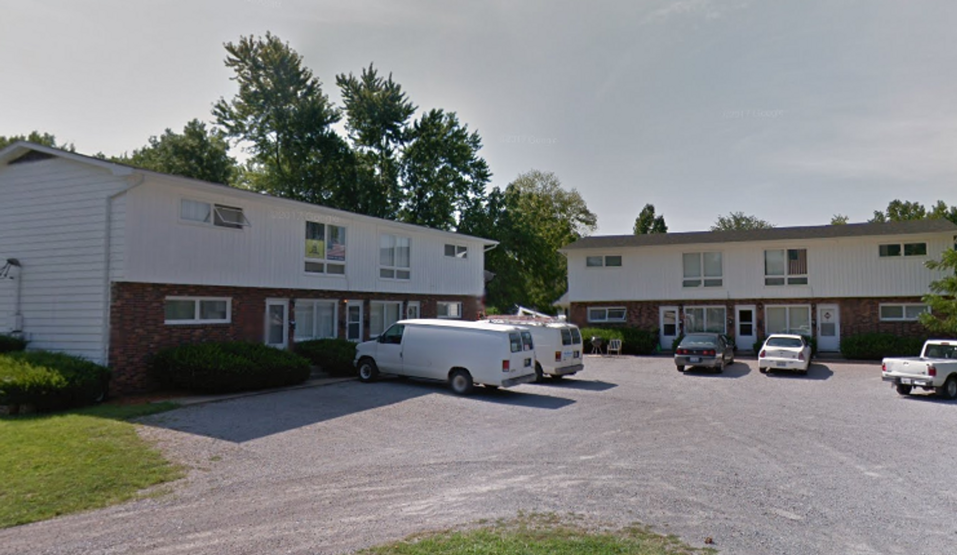 Crainville Apartment: 507-509 1st St.