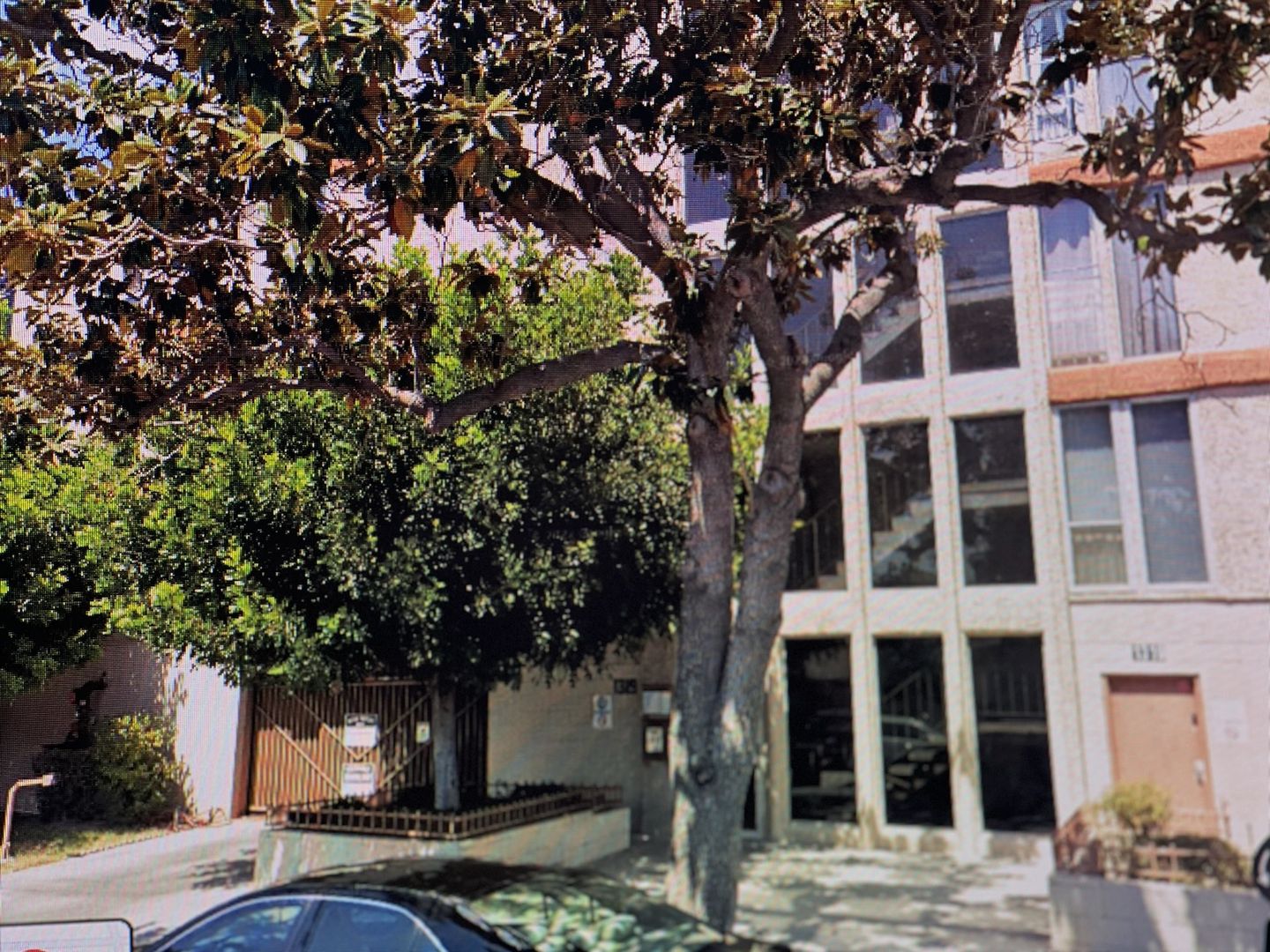 Glendale Apartment: 1319 E. Harvard