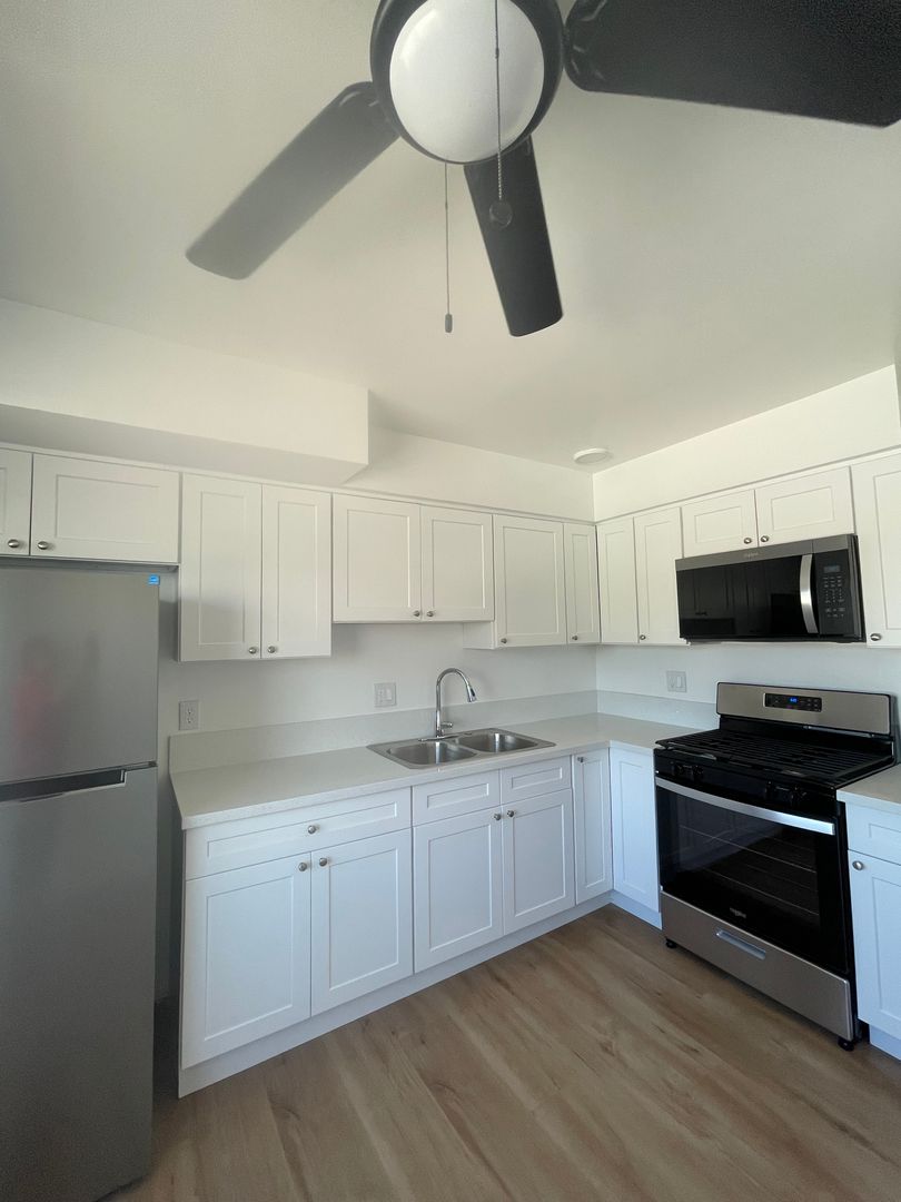 Arcadia Apartment: 1137 & 1139 W Duarte Road