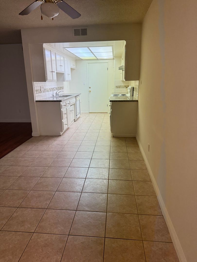 Glendale Apartment: 303 N. Jackson Street