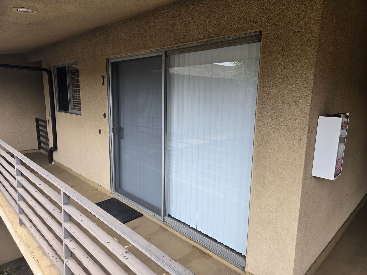 Arcadia Apartment: 840 Arcadia Ave