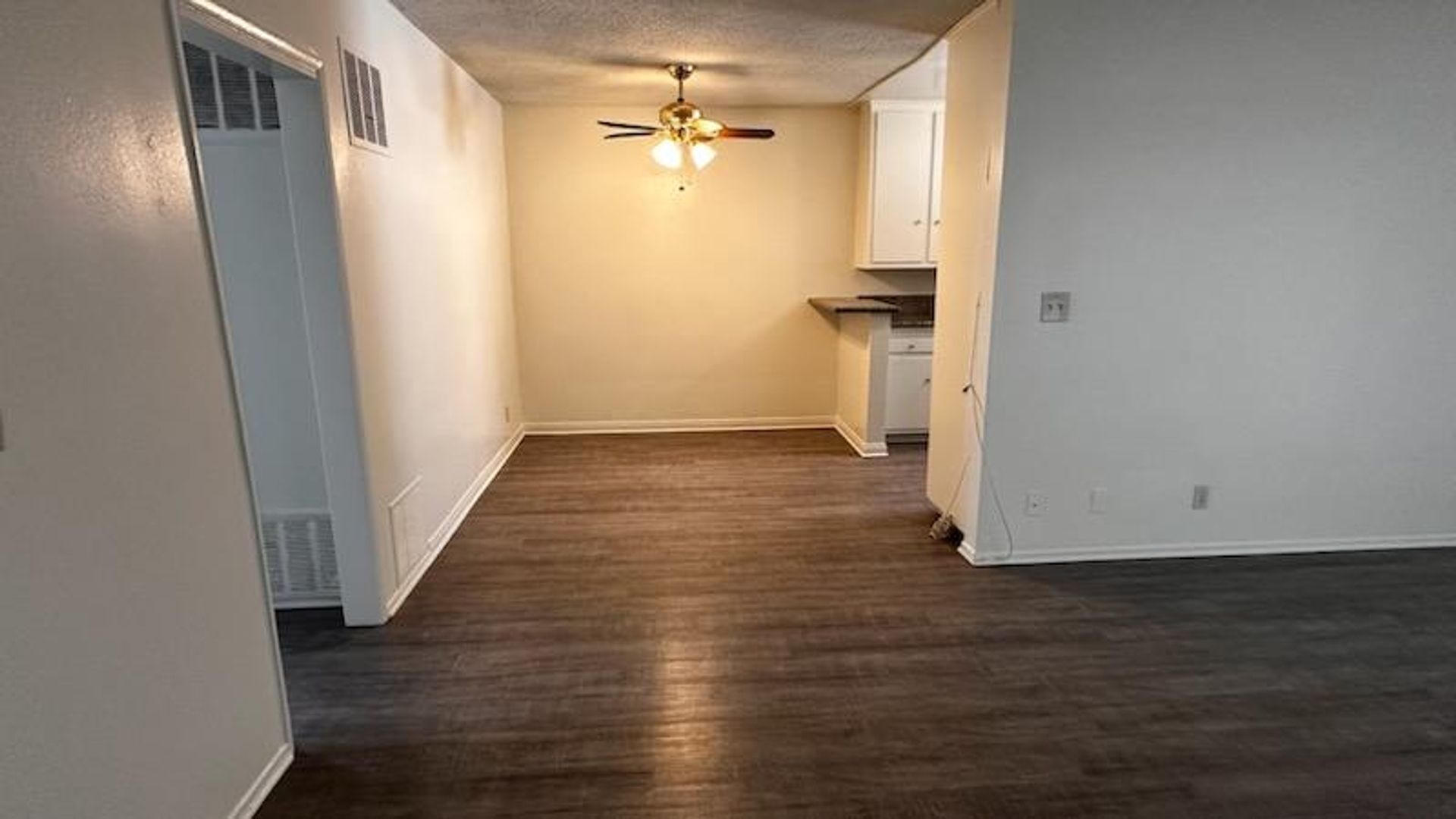 West Hollywood Apartment: 1265 N. Harper Ave