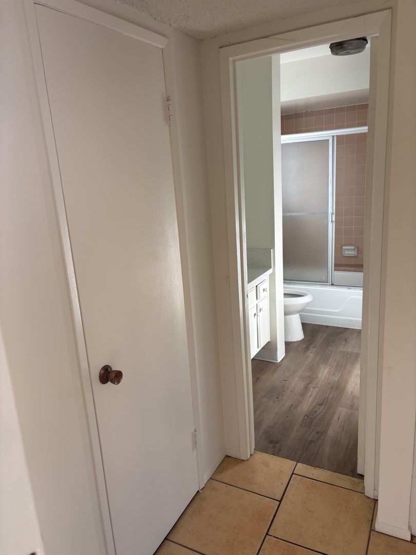 Montebello Apartment: 633 N. Taylor Ave.