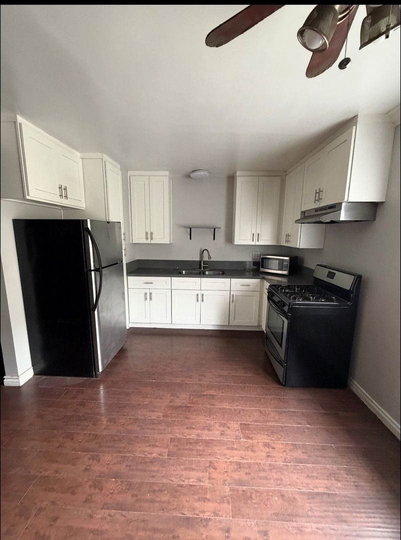 Glendale Apartment: 712 E Windsor Rd