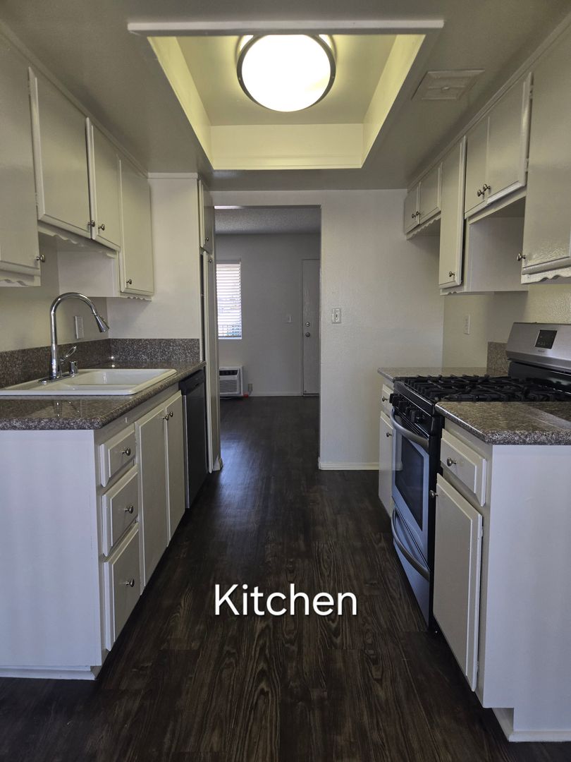Whittier Apartment: 11550 Santa Gertrudes Ave
