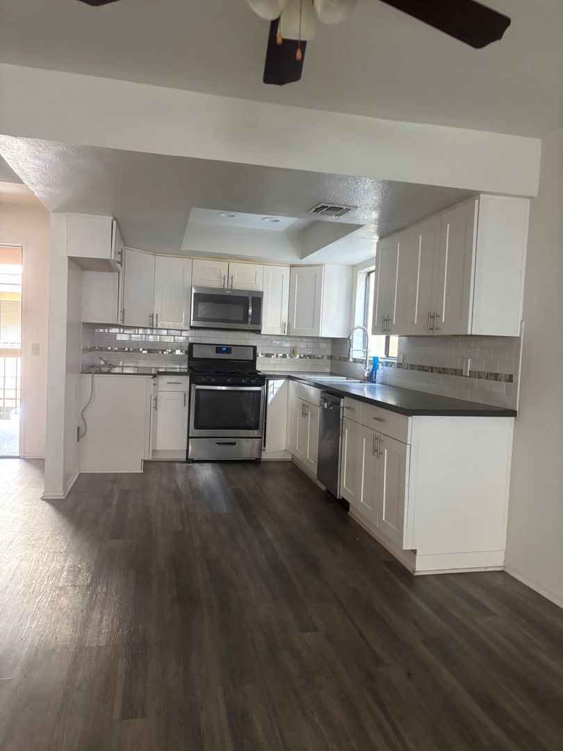 Glendale Apartment: 1219 N. Columbus Ave.