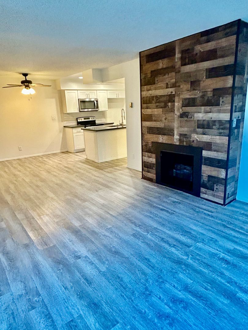 Glendale Apartment: 300 N. Cedar Street