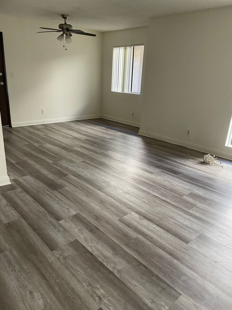 Glendale Apartment: 833 E. Chestnut Ave.