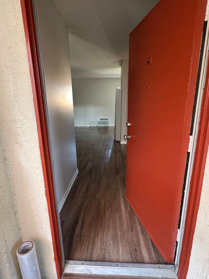 Buena Park Apartment: 6400 Lincoln Ave.