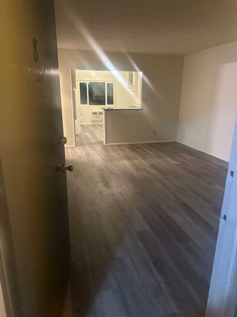 Arcadia Apartment: 1119 Arcadia Ave