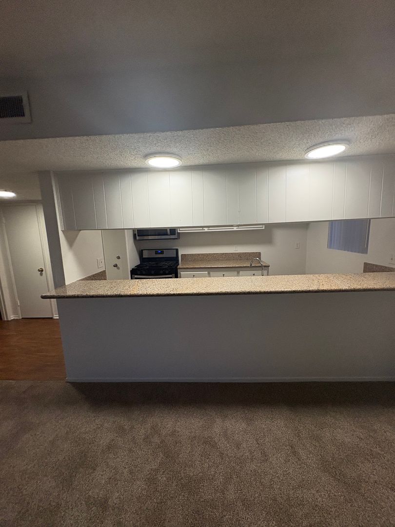 Montebello Apartment: 633 N. Taylor Ave.