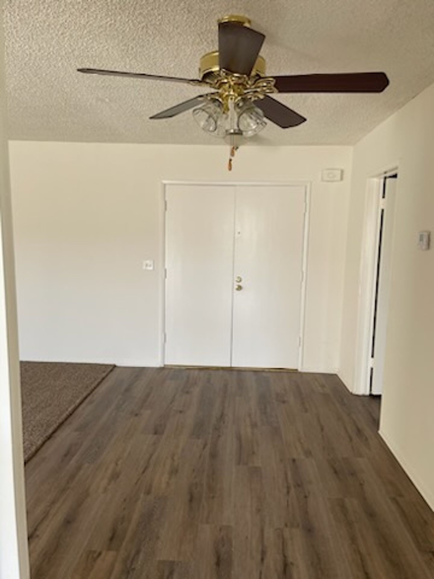 Montebello Apartment: 633 Howard Street