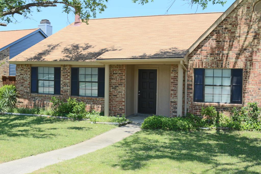 The Colony House: 5608 Turner St