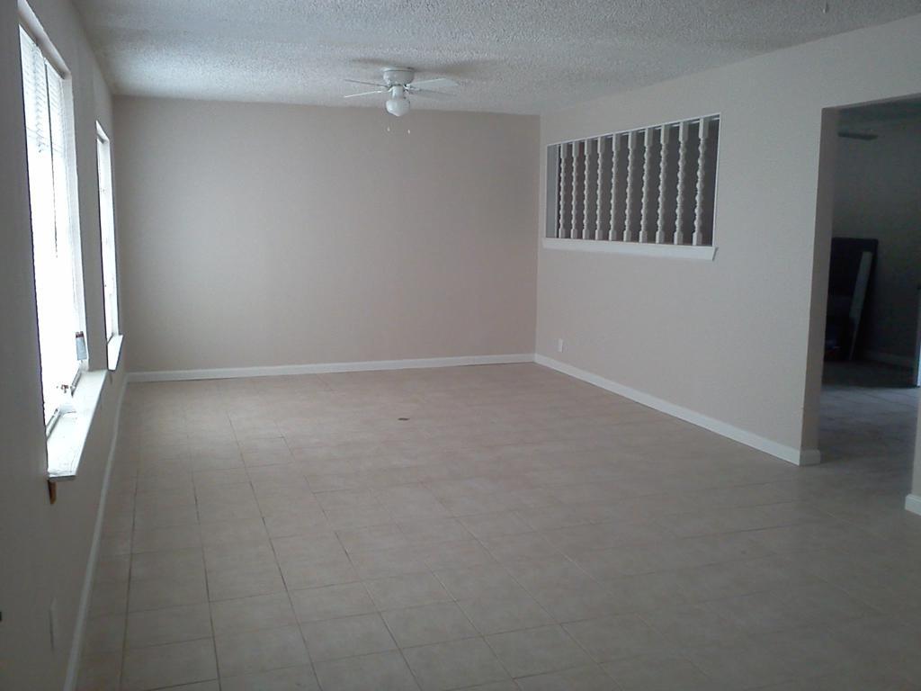 Garland House: 709 Rilla Dr