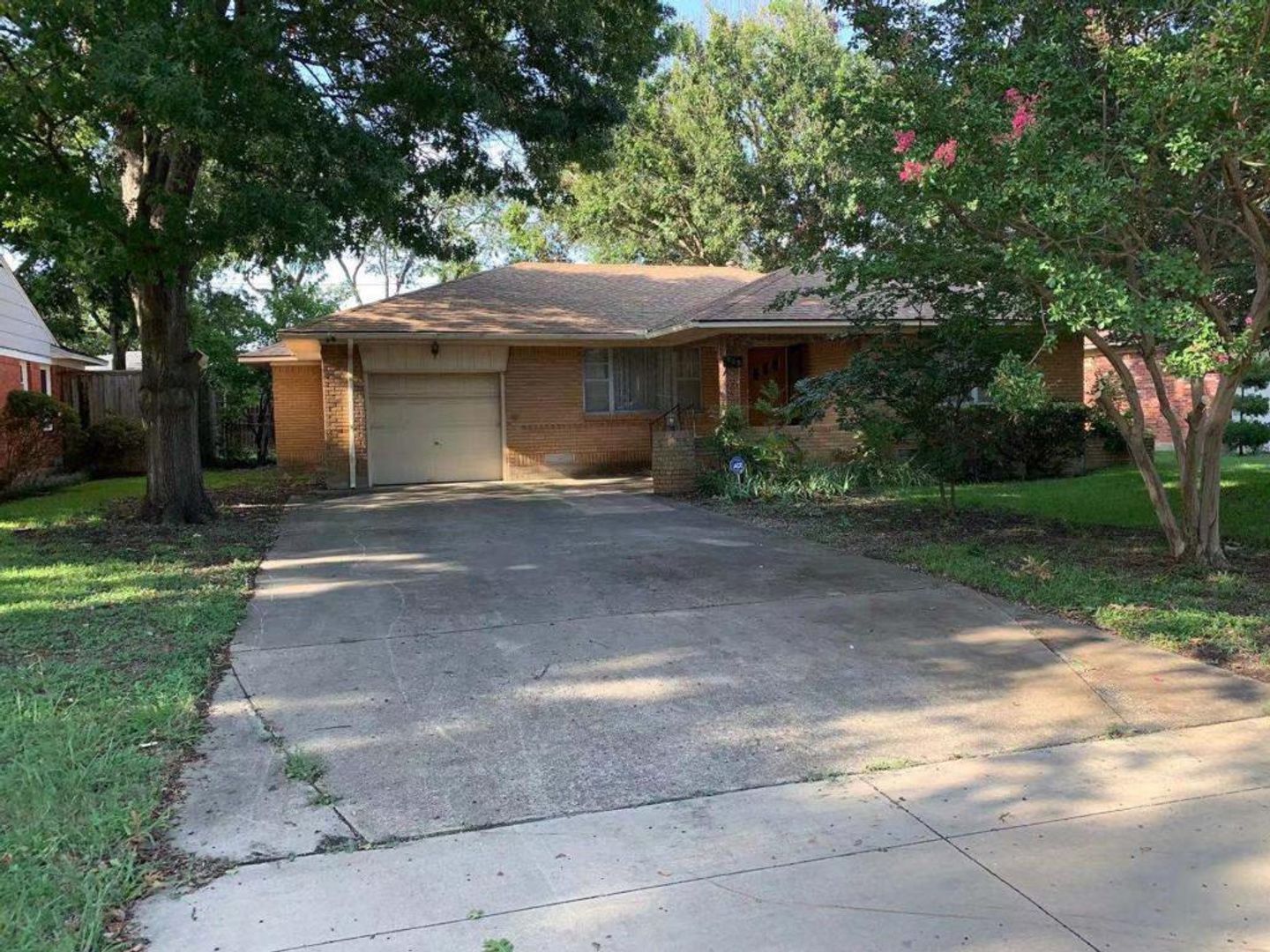 Richardson House: 413 Frances Way