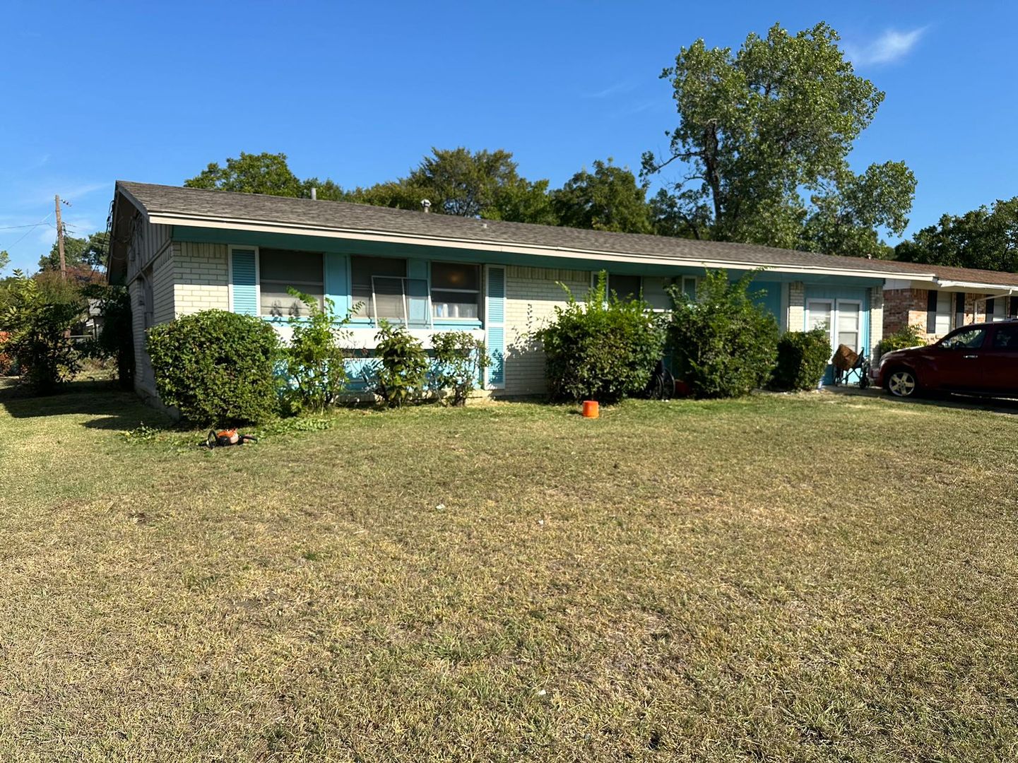 Mesquite House: 2925 Catalina Dr