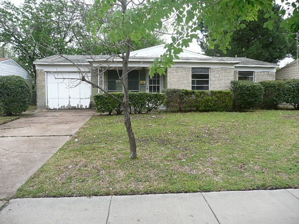 Mesquite House: 4864 Harper Dr