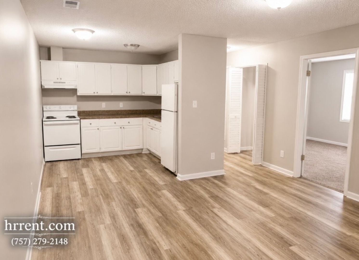 Chesapeake Apartment: 4100 Sail Court