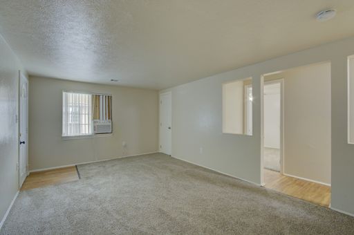 6 WEEKS FREE Rent Special! – photo 1